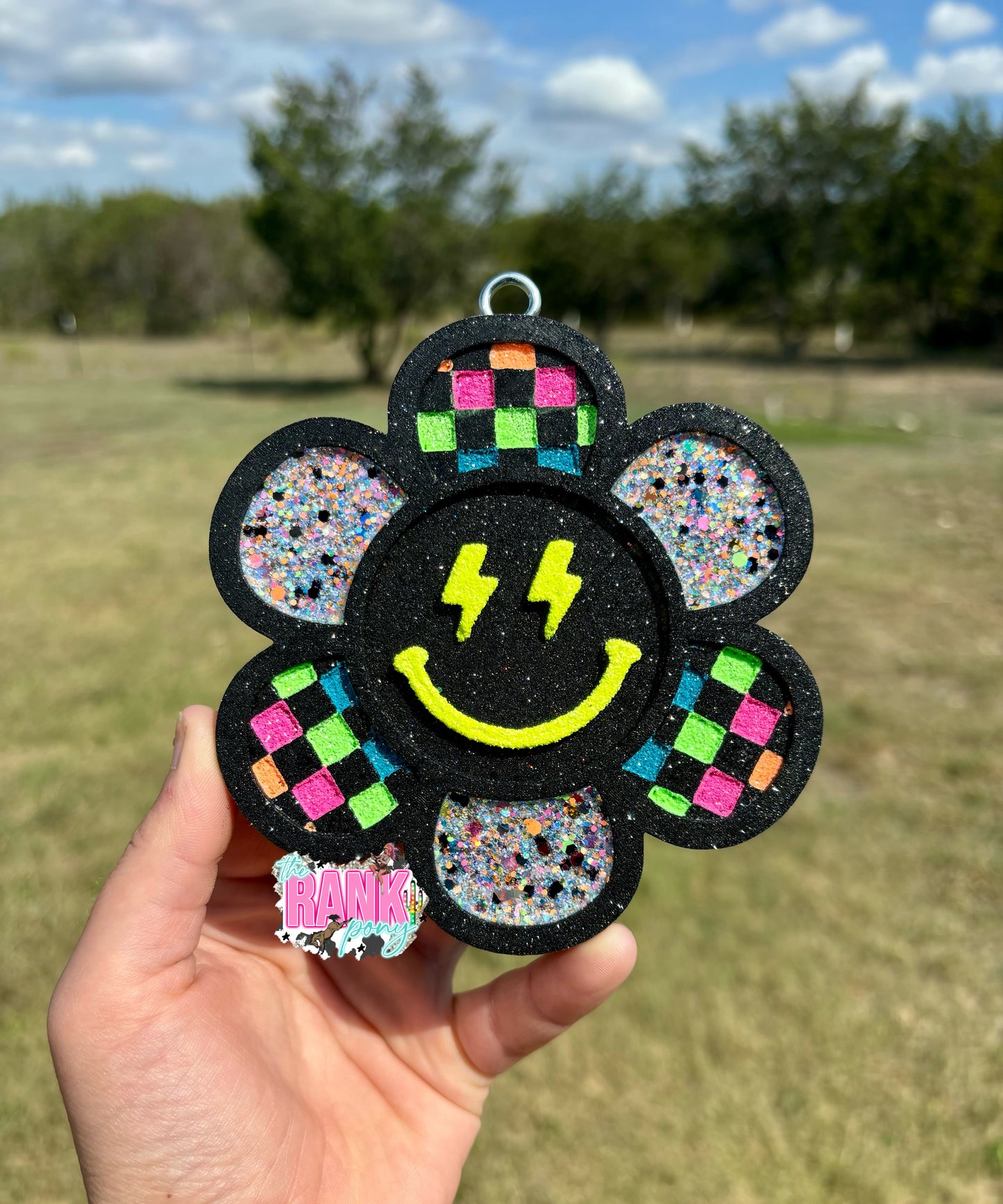 Checkered Smiley Flower