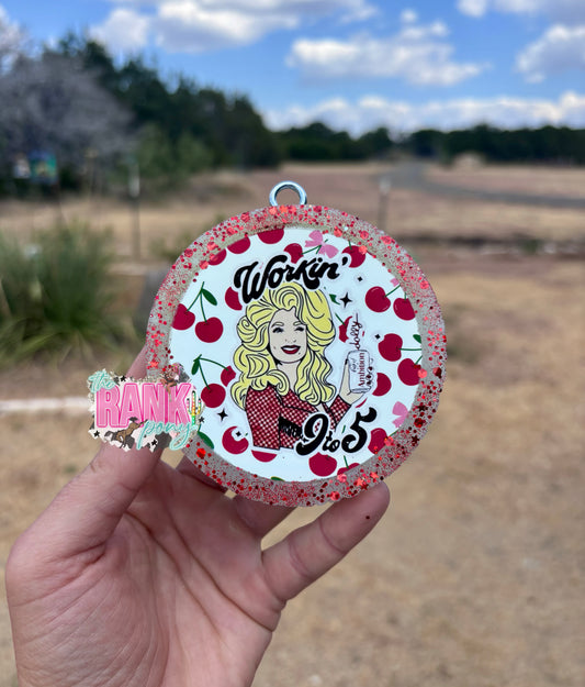 Dolly 9 to 5 *Strawberry Leather*
