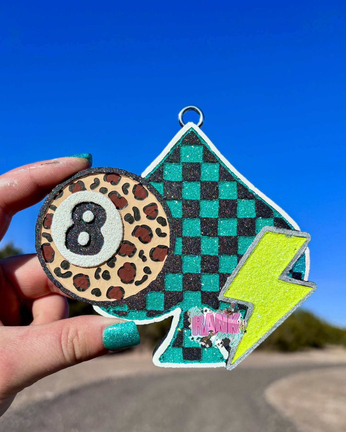 8 Ball Checkered Spade & Bolt