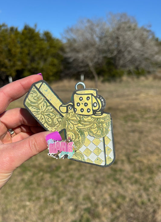 Checkered Tooled Lighter