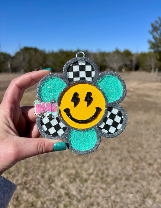 Checkered Smiley Flower