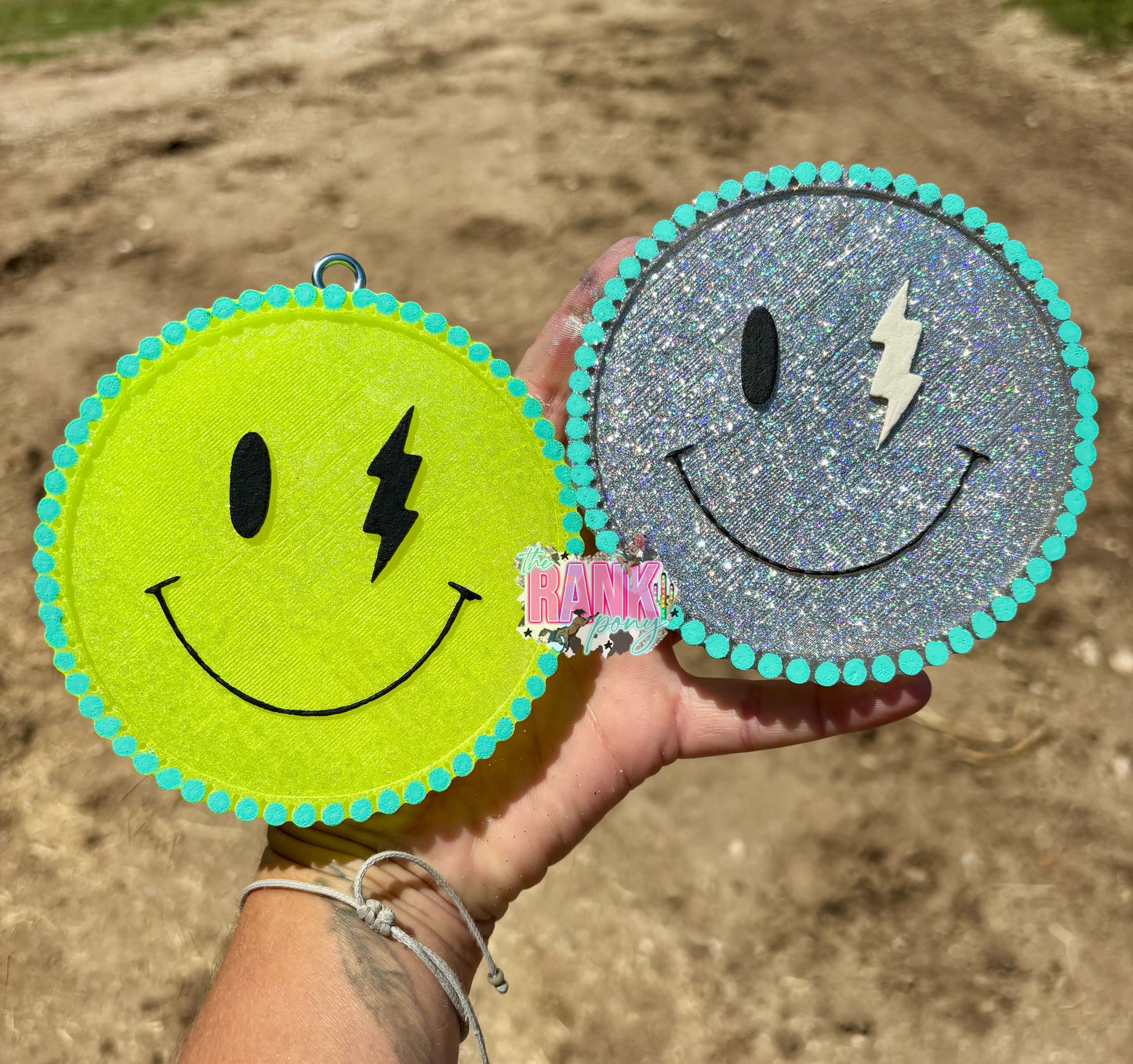 Winky Bolt Smiley